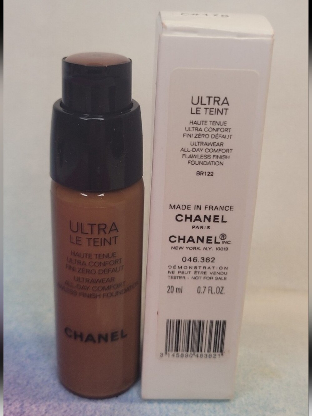 Chanel Ultra Le Teint Flawless Finish Foundation BR122